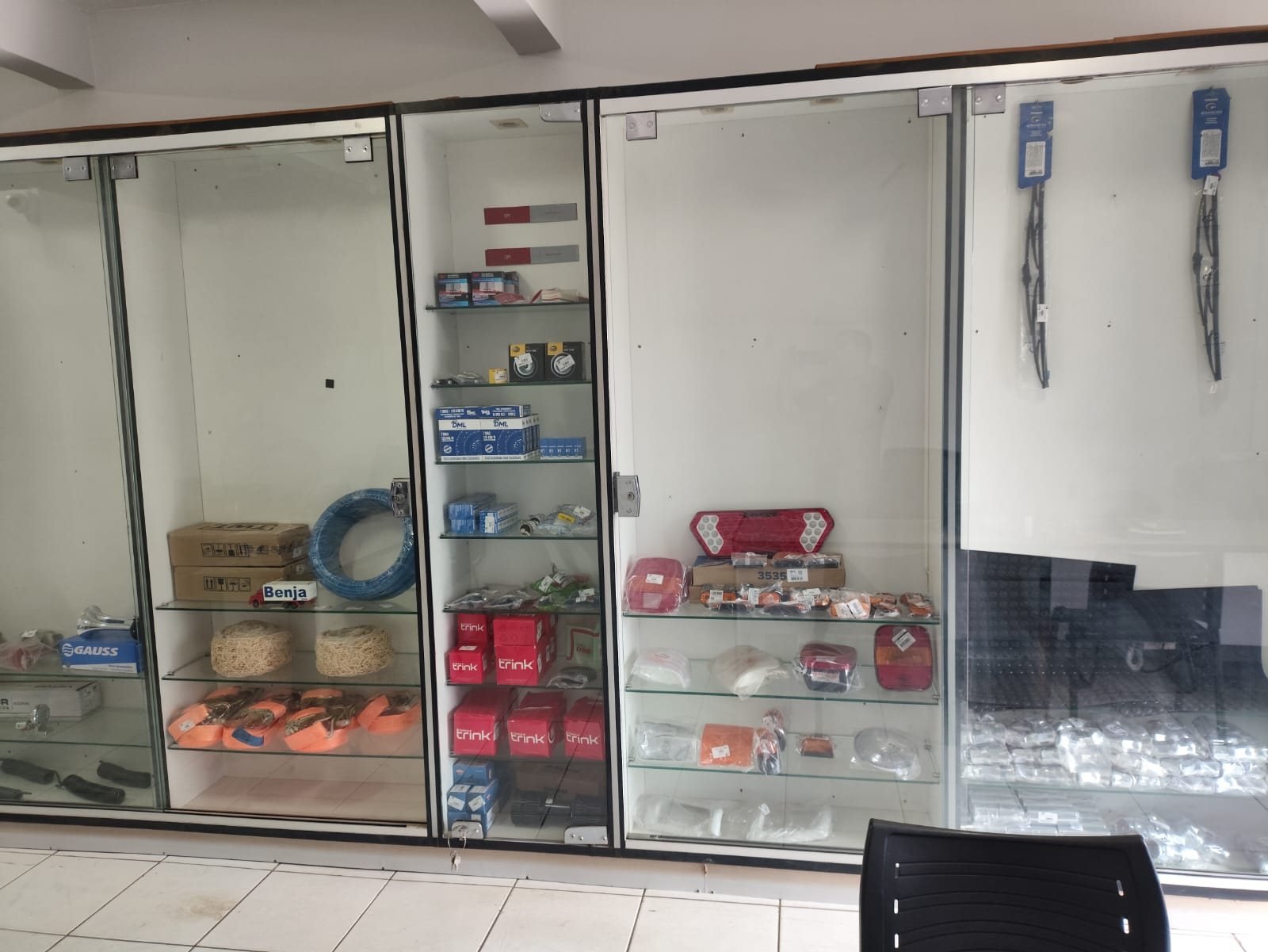 Área interna da loja Benja Distribuidora